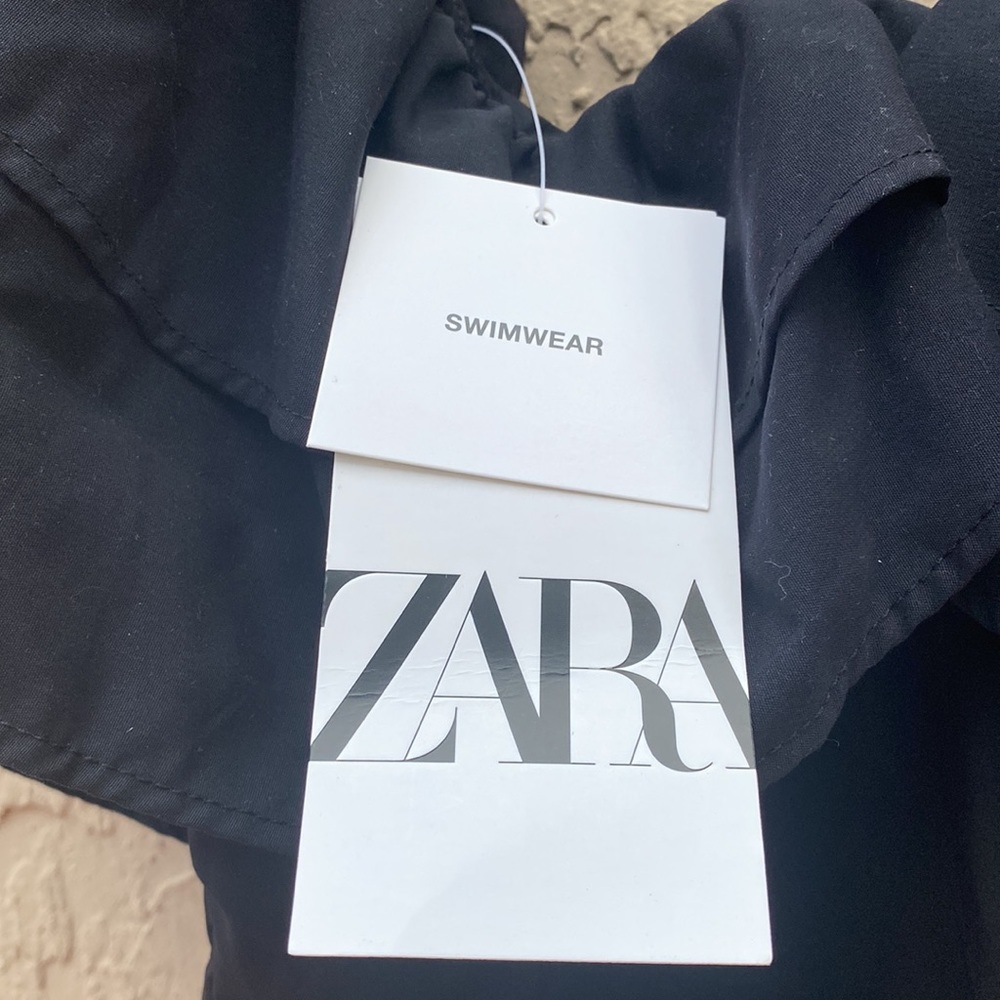 Zara Sleeveless V-Neck Ruffled Swimsuit - M - Picture 7 of 12